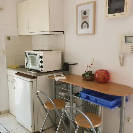 Cozy Seaview Studio - Apartment Piraeus