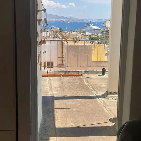 Cozy Seaview Studio - *
